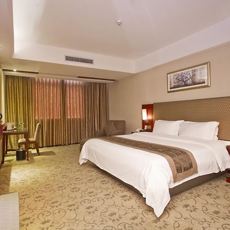 Oriental Shine Hotel Шэньчжэнь Экстерьер фото