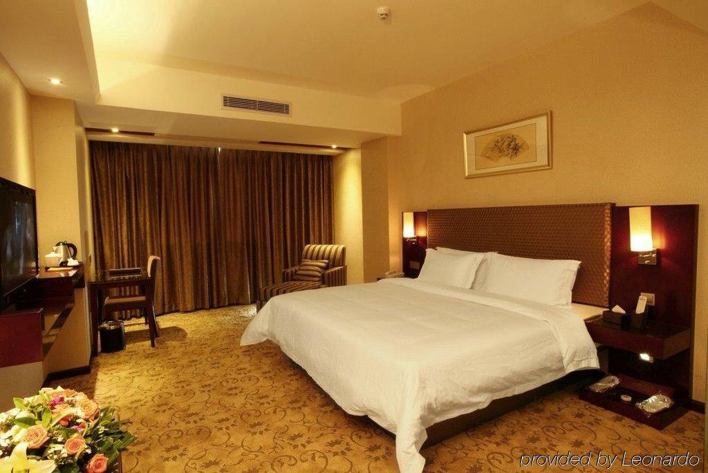 Oriental Shine Hotel Шэньчжэнь Номер фото